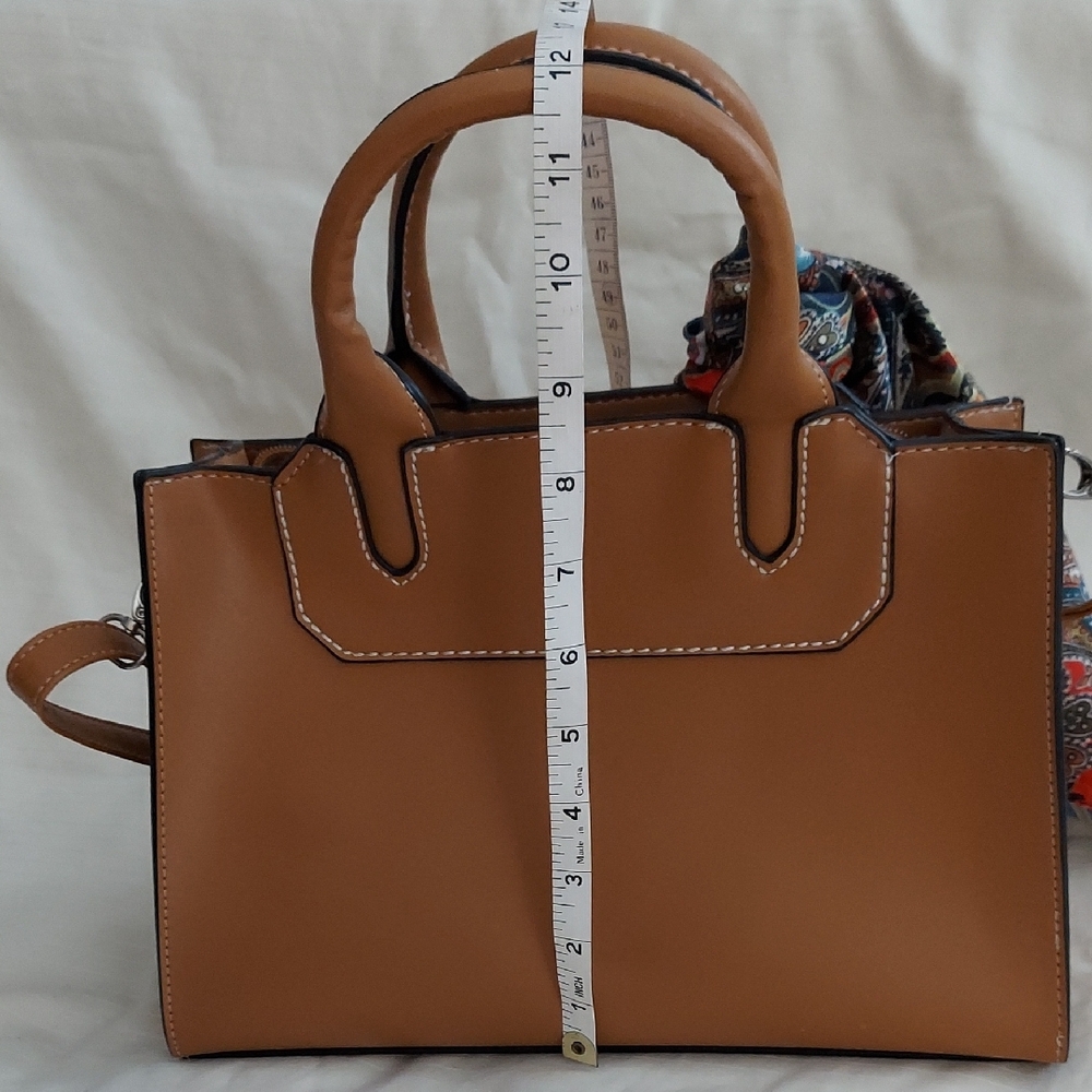 London Fog Tan Handbag with Scarf - Picture 2 of 5